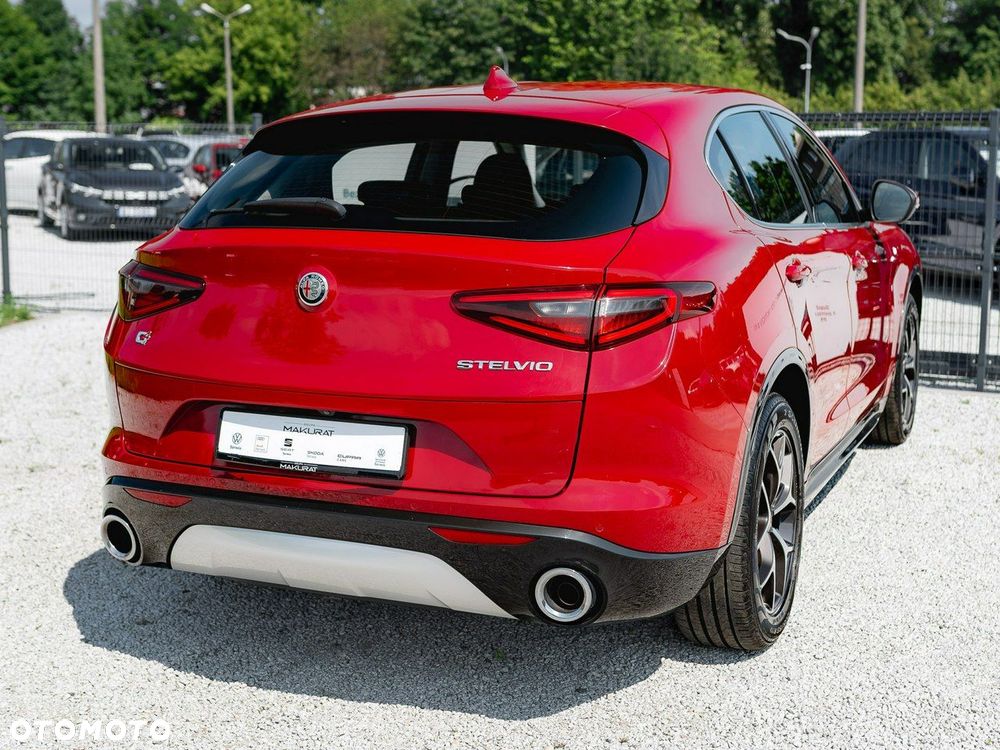Alfa Romeo Stelvio 2.0 Turbo TI Q4 - 6