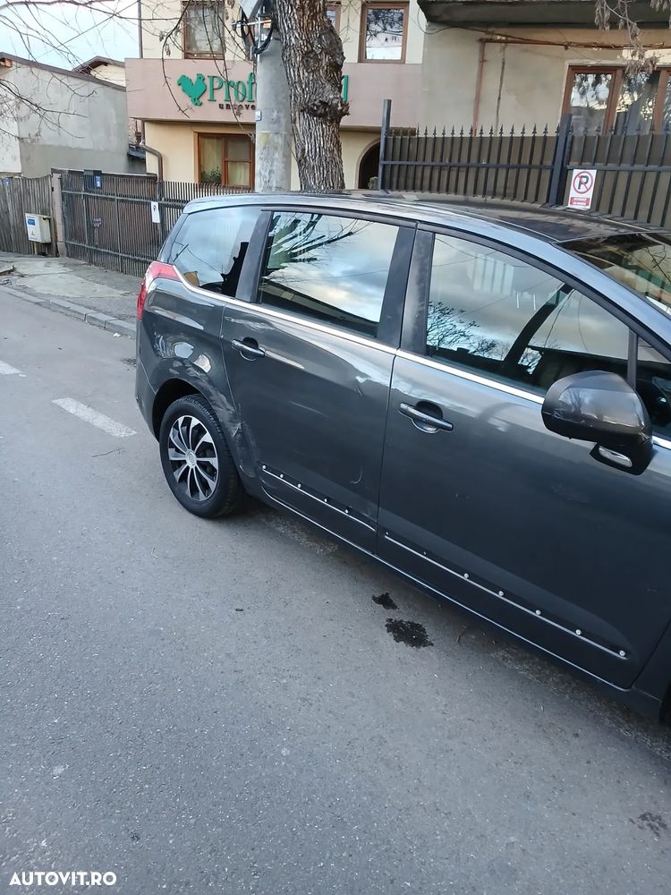 Peugeot 5008 HDI FAP 110 Business-Line - 4