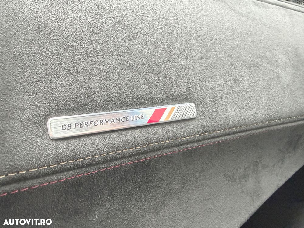 DS Automobiles DS 7 Crossback 1.6 PHeV AWD 300 EAT8 PERFORMANCE LINE + - 36
