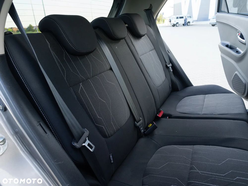 Kia Picanto 1.2 L - 15