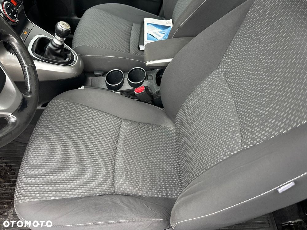 Toyota Verso 2.0 D-4D Premium - 13