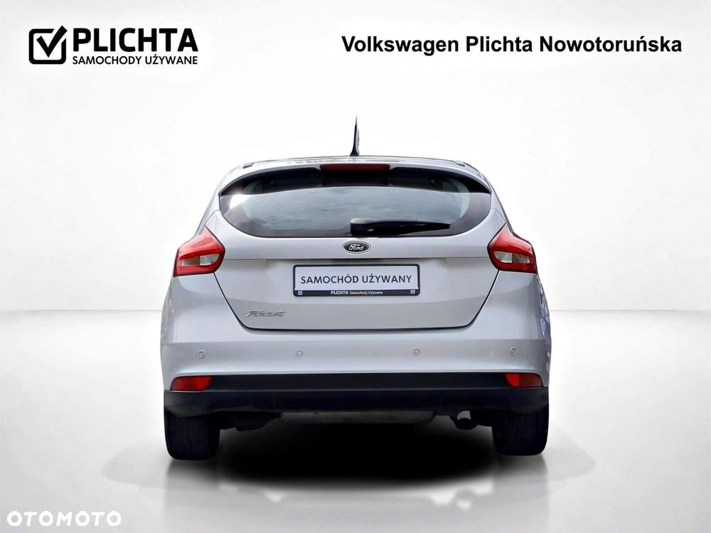 Ford Focus 1.6 Platinium X - 4
