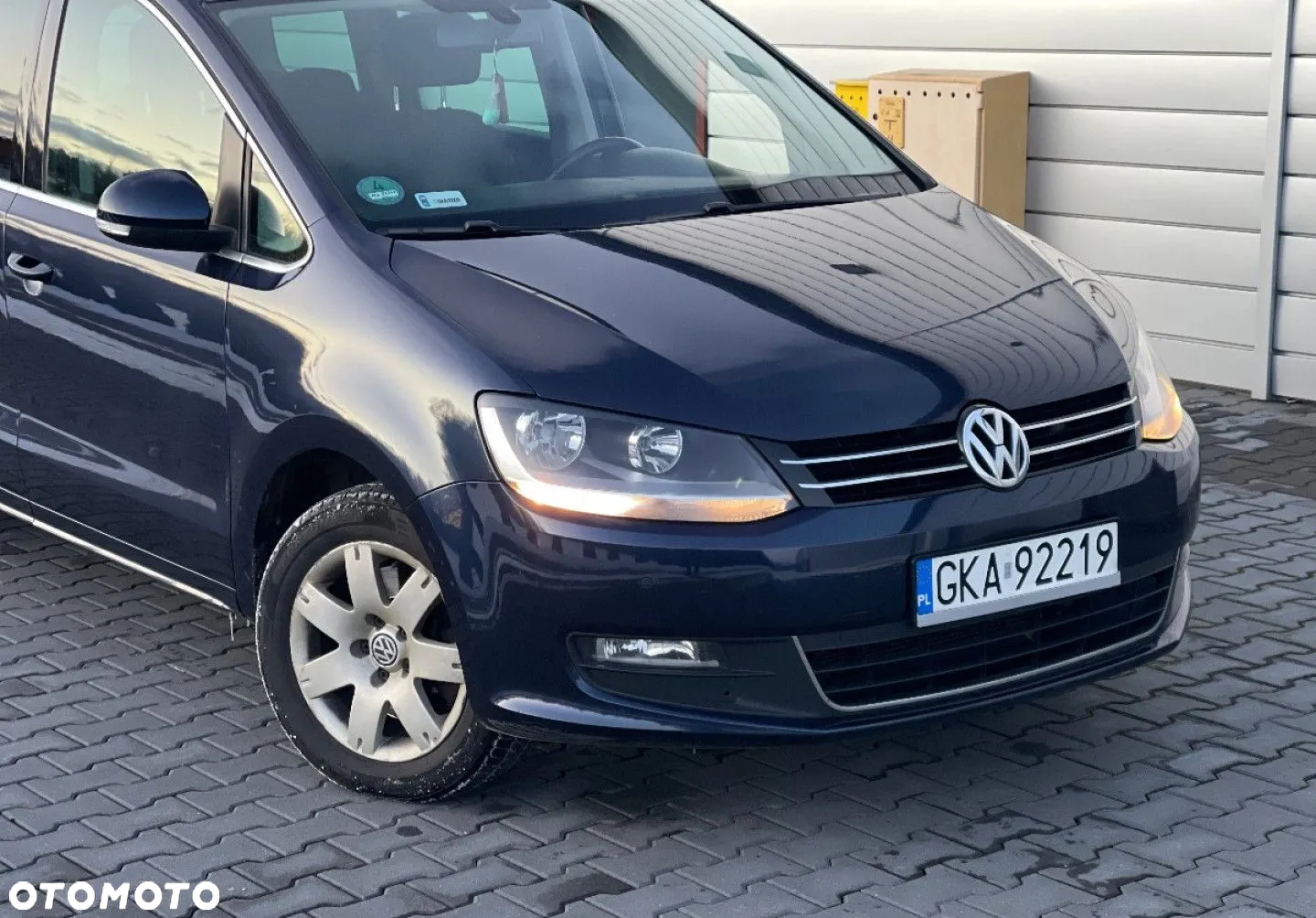 Volkswagen Sharan 2.0 TDI Highline DSG - 2