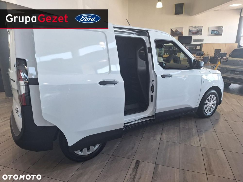 Ford Transit Courier - 3