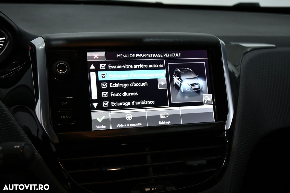 Peugeot 2008 1.2 L PureTech Turbo S&S Allure - 18