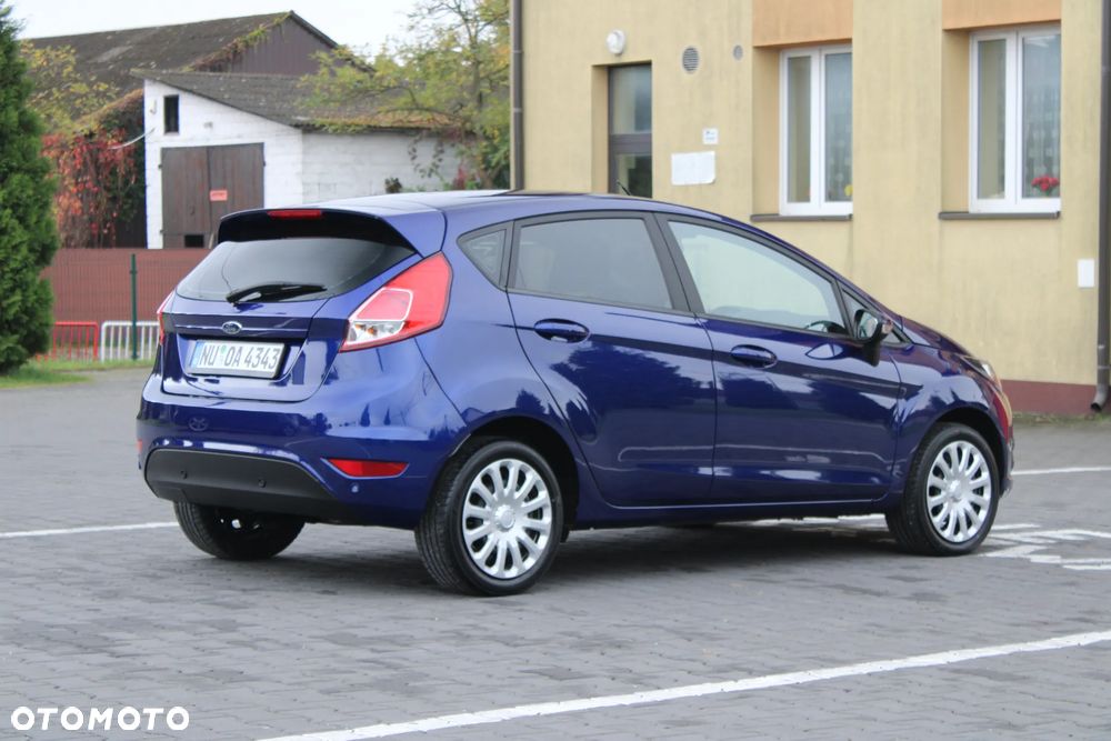 Ford Fiesta - 12