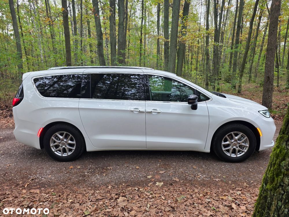 Chrysler Pacifica 2024 photo 4