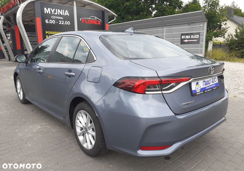 Toyota Corolla - 3