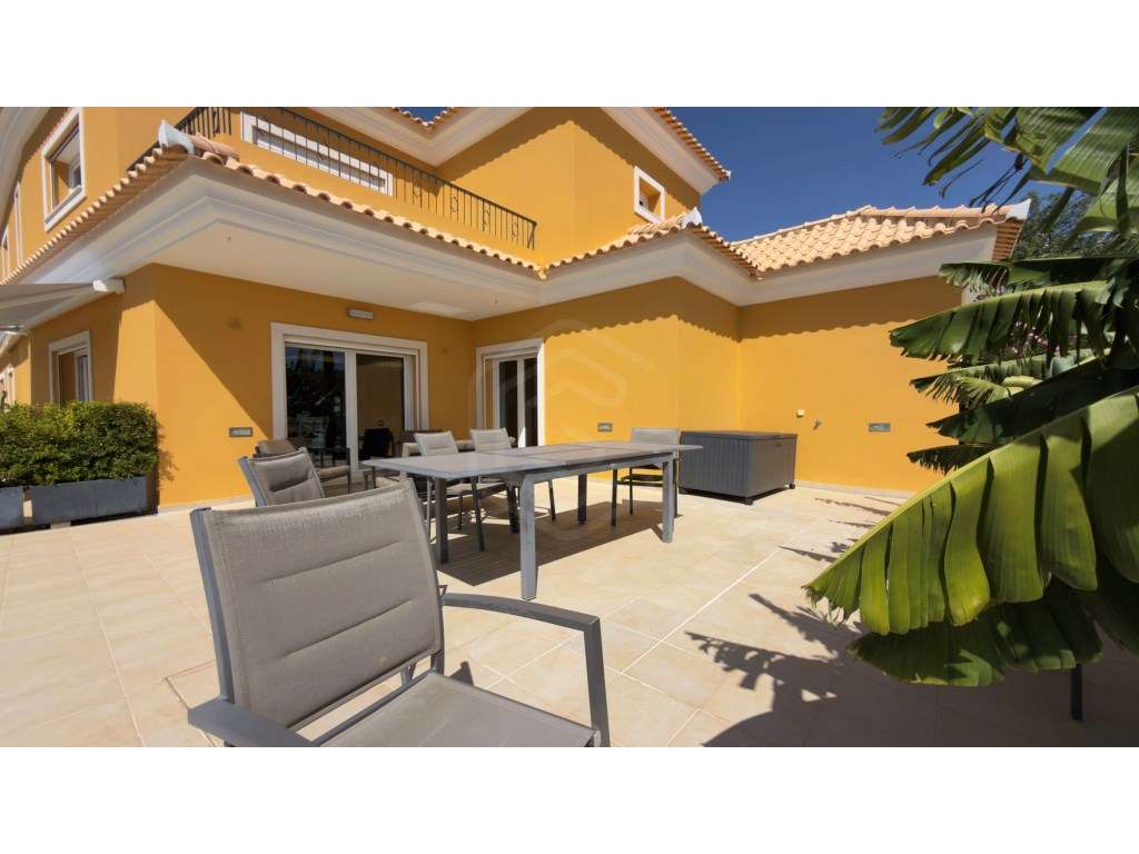 Moradia T7 com vista panorâmica em Santa Barbara de Nexe, Algarve - Grande imagem: 2/40
