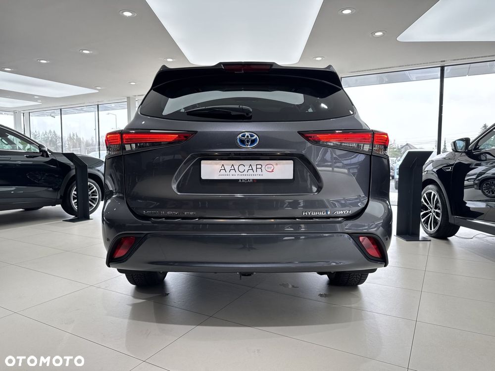 Toyota Highlander - 4