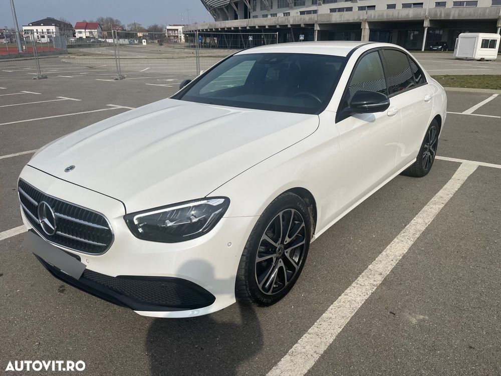 Mercedes-Benz E 200 d 9G-TRONIC Night Edition - 4