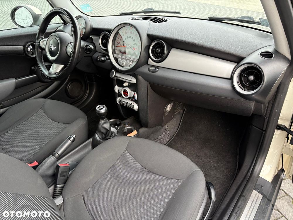 MINI ONE Standard - 18