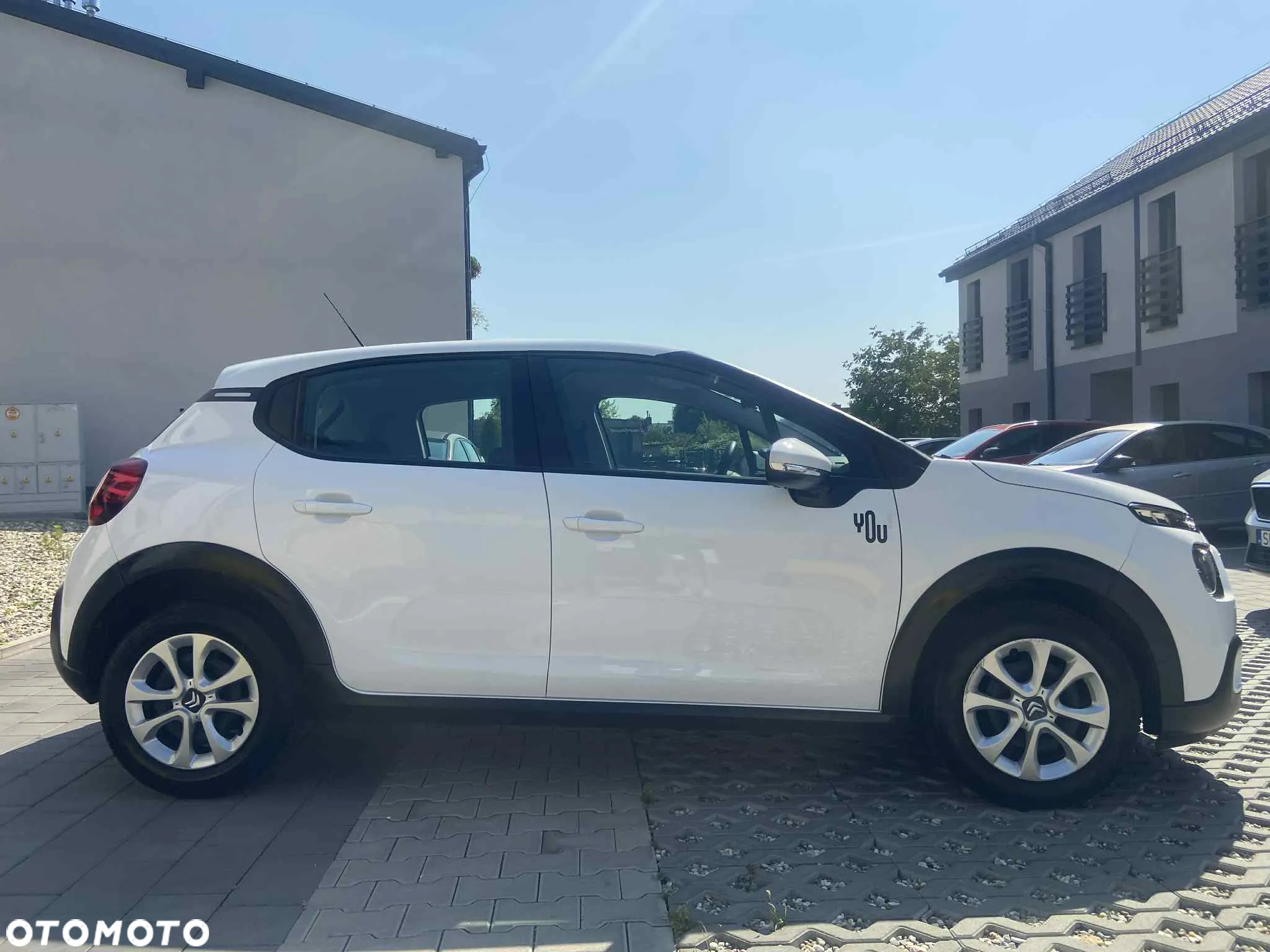 Citroën C3 1.2 PureTech Shine - 2