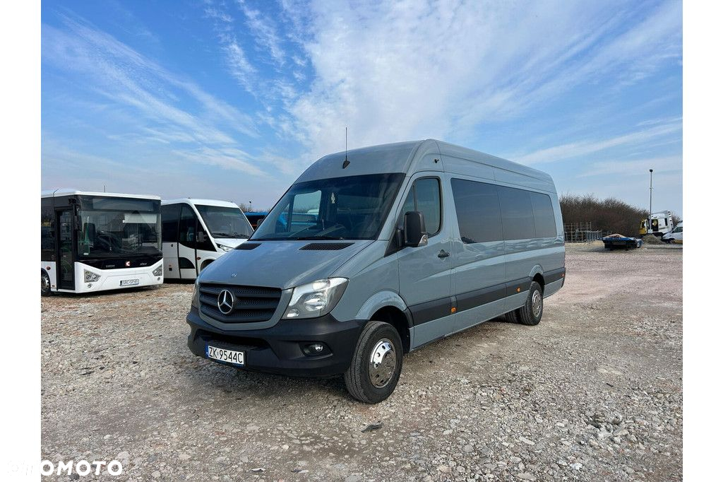Mercedes-Benz Sprinter 516 - 12
