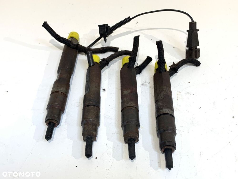 WTRYSKIWACZE KOMPLET  SEAT TOLEDO II (1M2) 1998 - 2006 1.9 TDI 66 kW [90 KM] olej napędowy 1999 - - 1