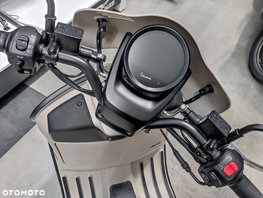 Vespa GTV-LXV - 18