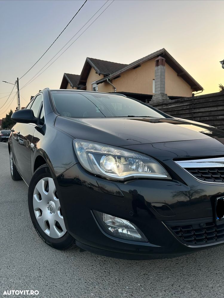Opel Astra 1.7 CDTI DPF Edition Sport - 2