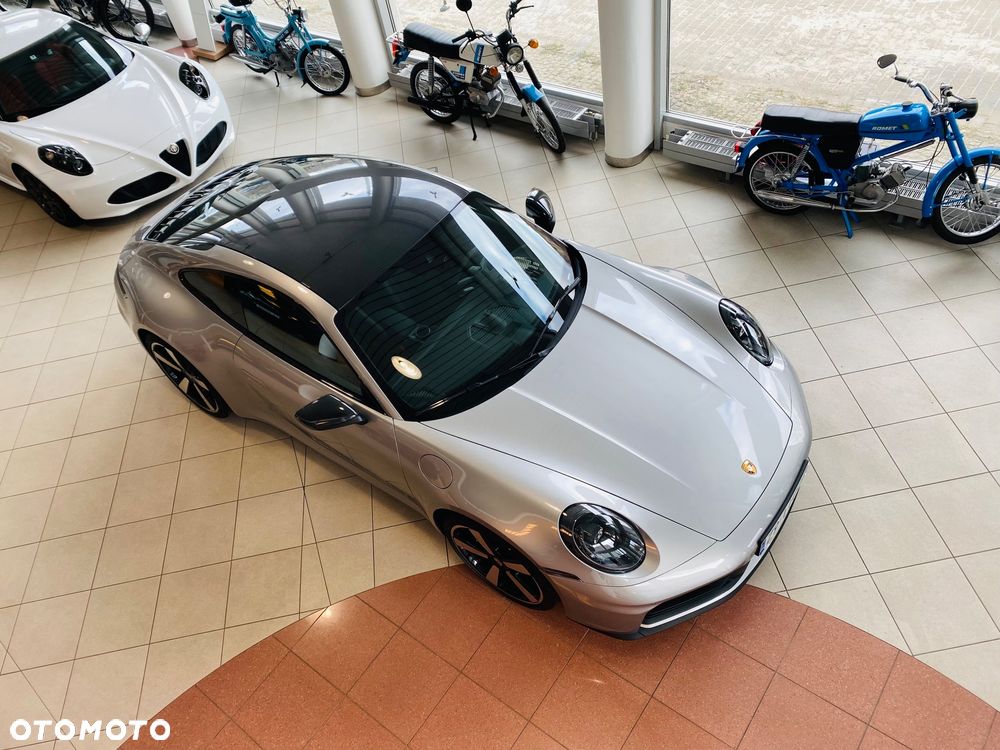 Porsche 911 - 4