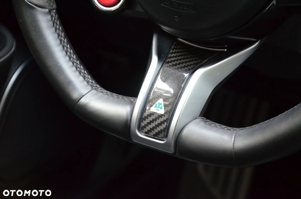 Alfa Romeo Giulia 2.9 Bi Turbo V6 Quadrifoglio - 23