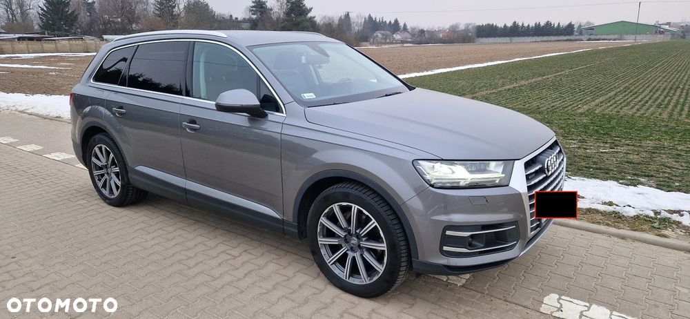 Audi Q7 - 1