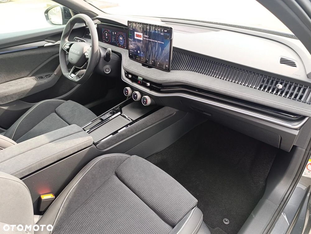 Skoda Superb 2.0 TSI Sportline DSG - 20