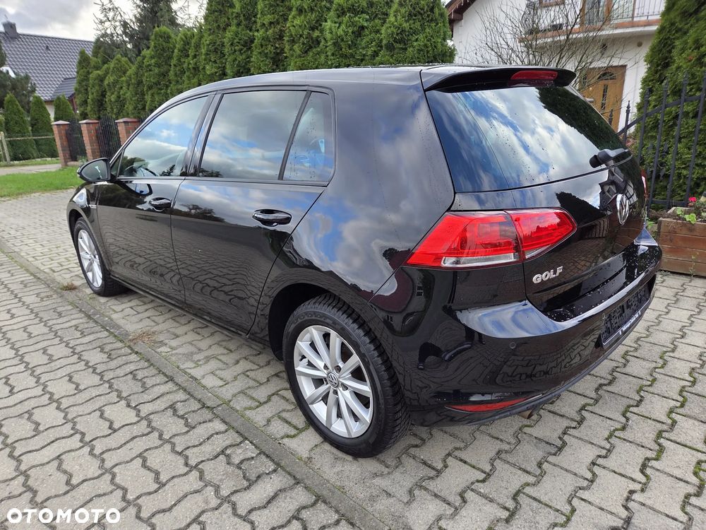 Volkswagen Golf 1.6 TDI BlueMotion Technology Lounge - 3