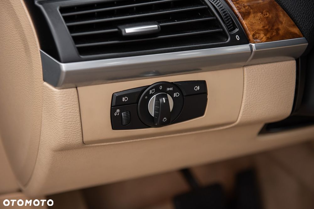 BMW X5 xDrive30d - 17
