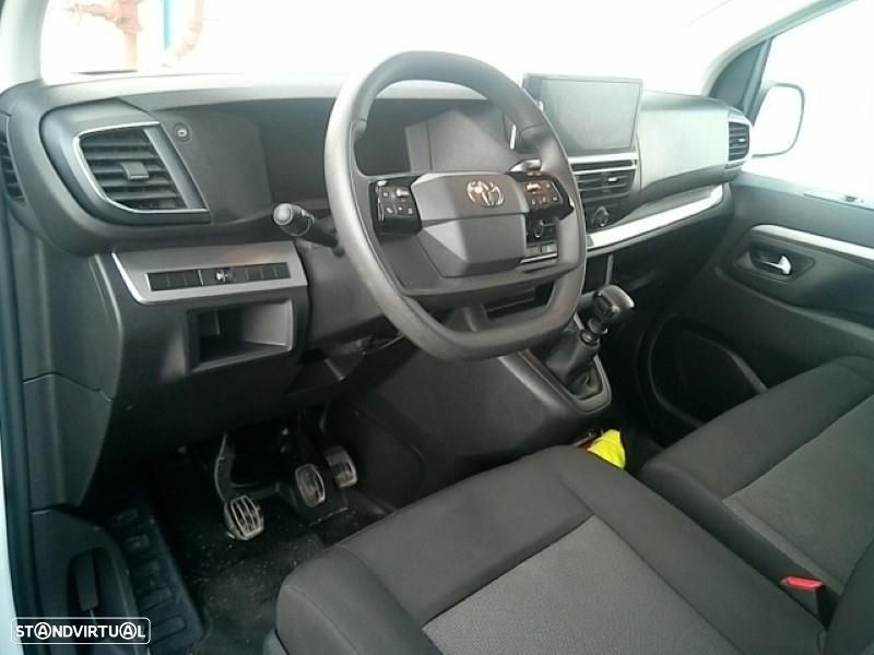 Toyota Proace Verso 2.0 D-4D L2 1.0T Comfort 9L - 10