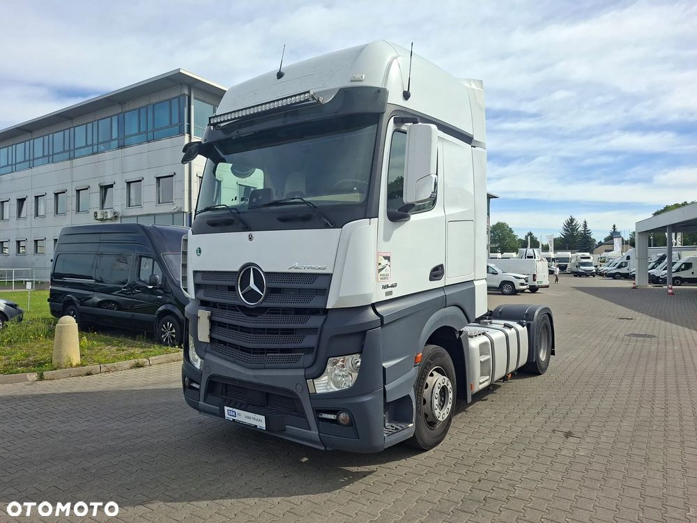 Mercedes-Benz Actros (33313)