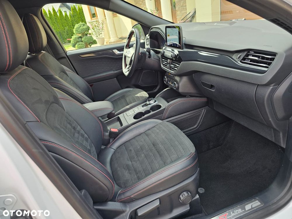 Ford Kuga 2.0 EcoBlue AWD ST-Line X - 37