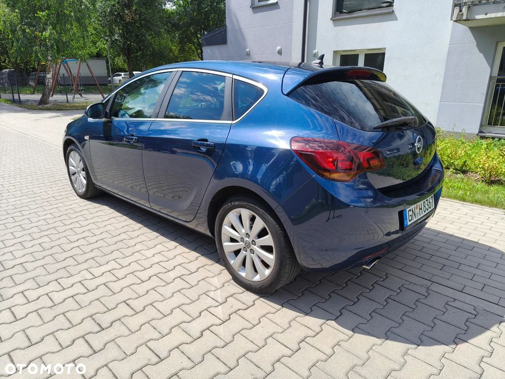 Opel Astra 1.4 Turbo Innovation - 4