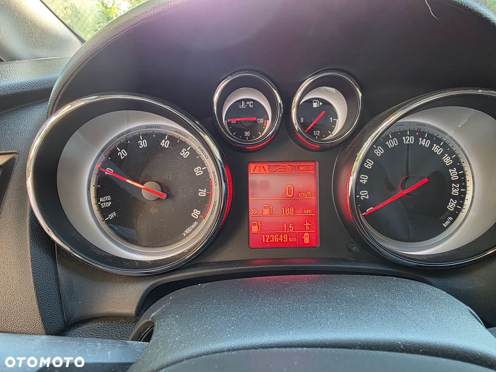 Opel Astra 1.4 Turbo ecoFLEX Start/Stop Innovation - 29