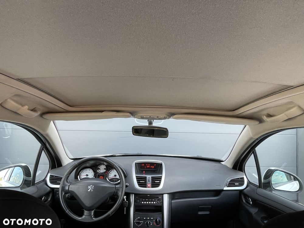 Peugeot 207 120 VTi Automatik Premium - 23