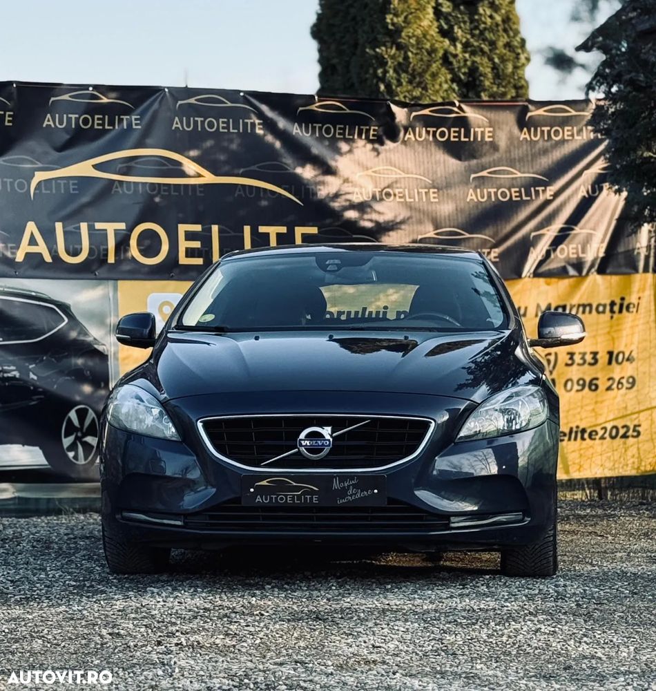 Volvo V40 D4 Momentum - 3