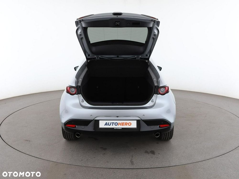 Mazda 3 SKYACTIV-G 2.0 M-Hybrid - 20