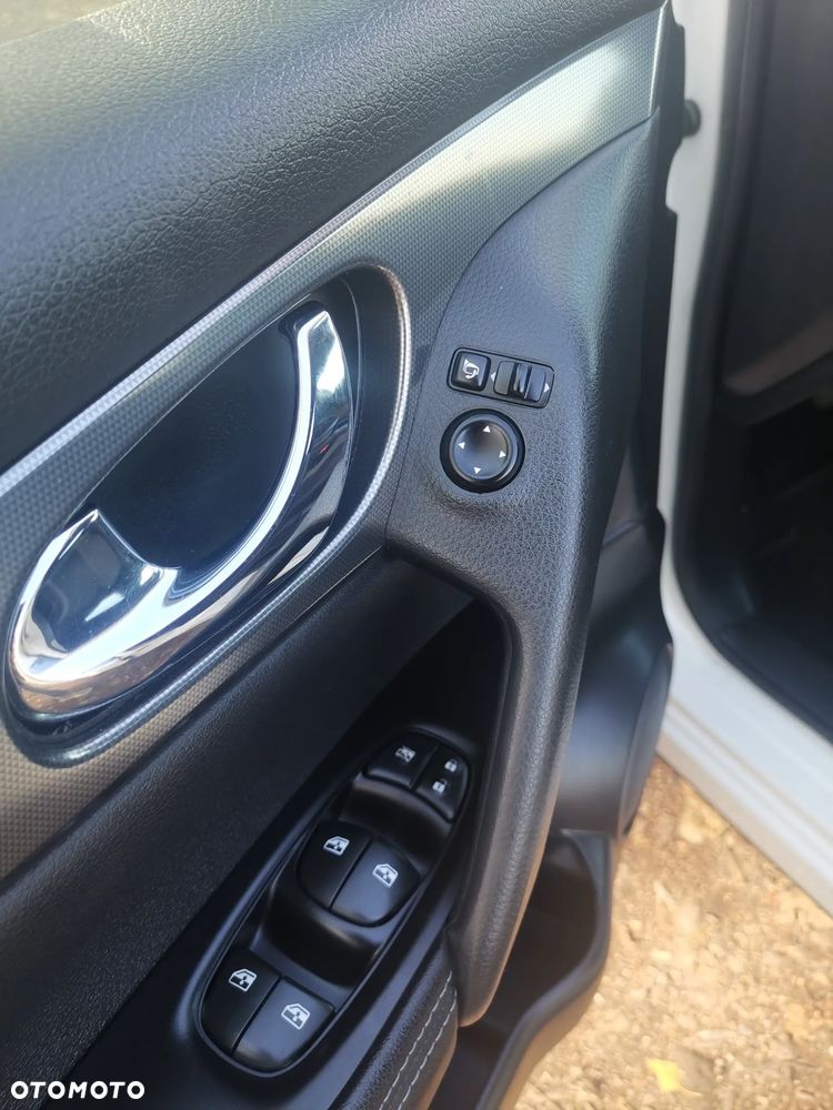 Nissan Qashqai - 22