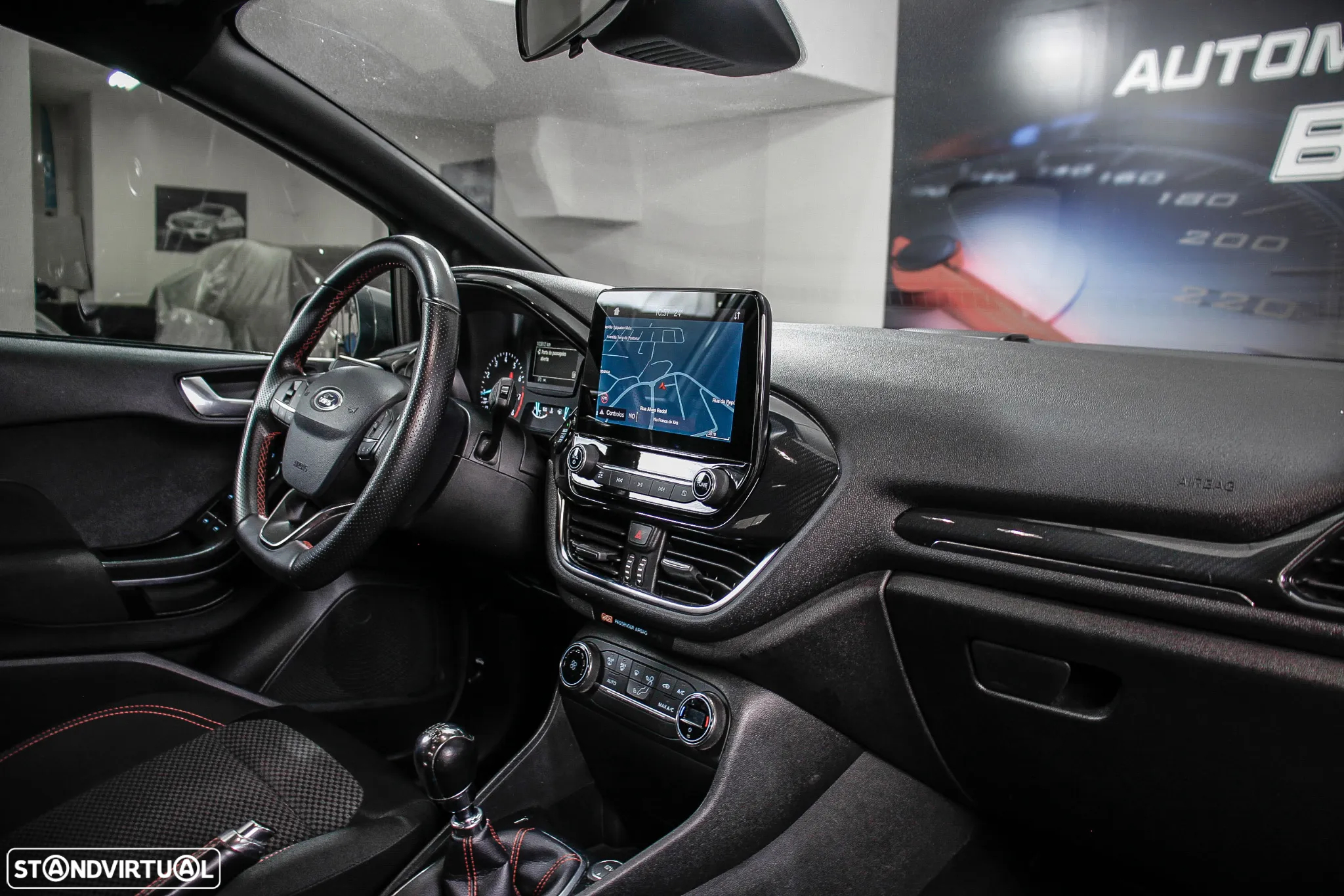 Ford Fiesta 1.0 EcoBoost ST-Line - 25