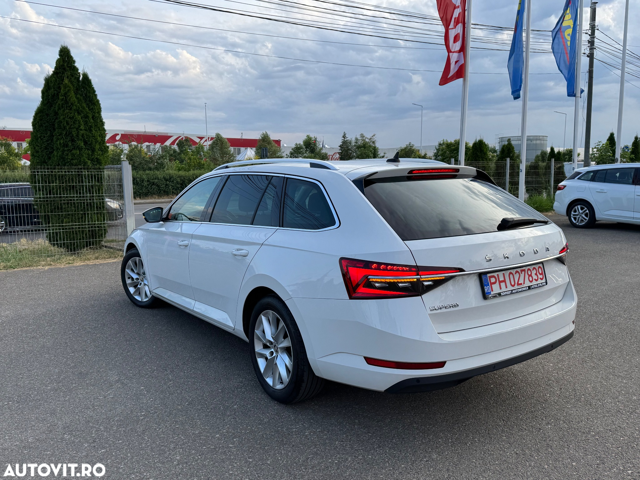 Skoda Superb Combi 2.0 TDI DSG Style - 19