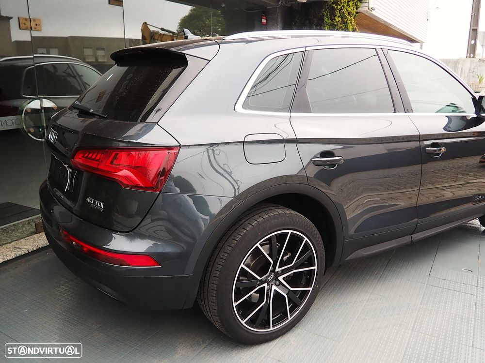 Audi Q5 40 TDI quattro S tronic sport - 9