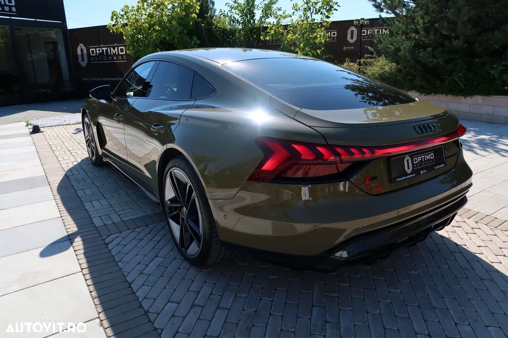Audi e-tron - 5