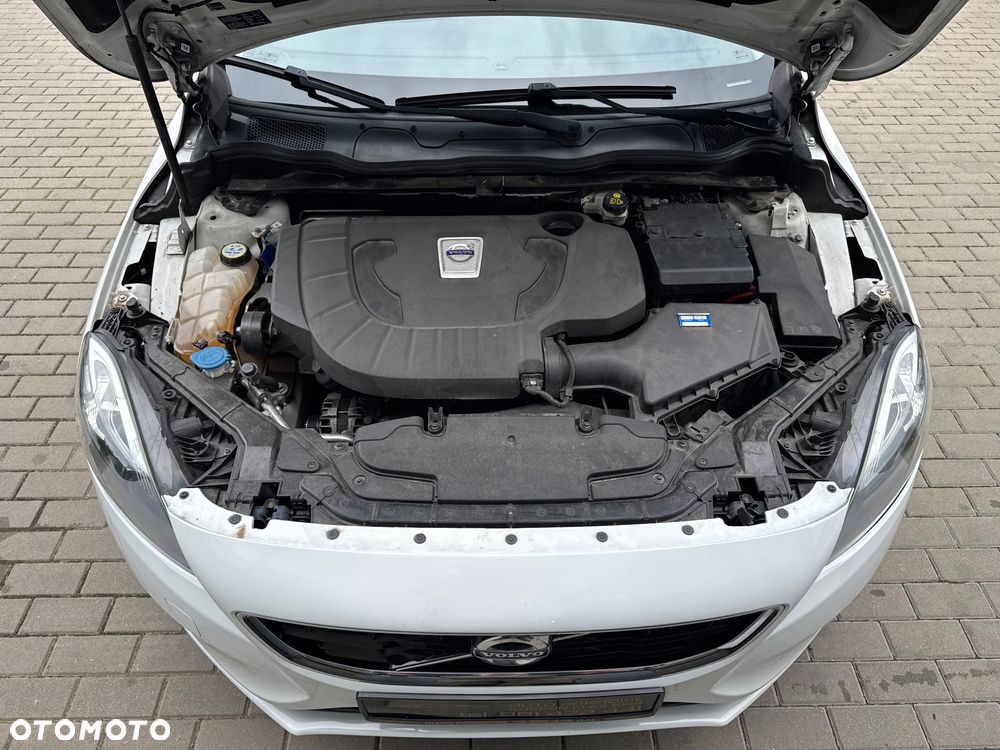 Volvo V40 D3 - 37