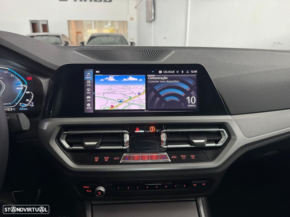 BMW 330 e Pack M Auto - 14