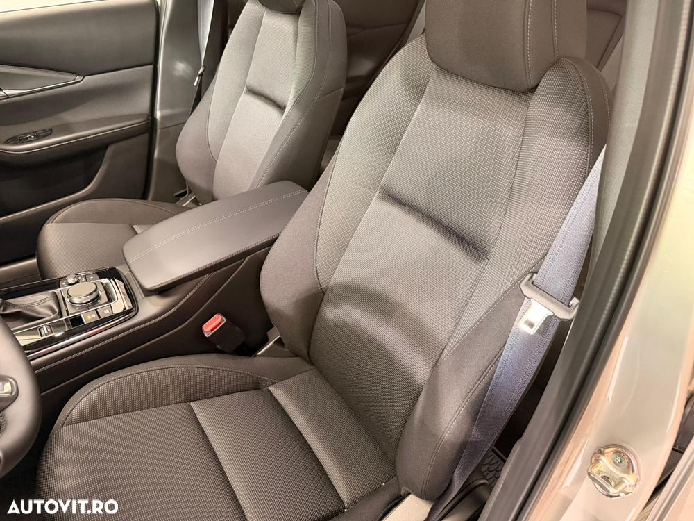 Mazda CX-30 e-SKYACTIV X186 AT MHEV Center-Line - 11
