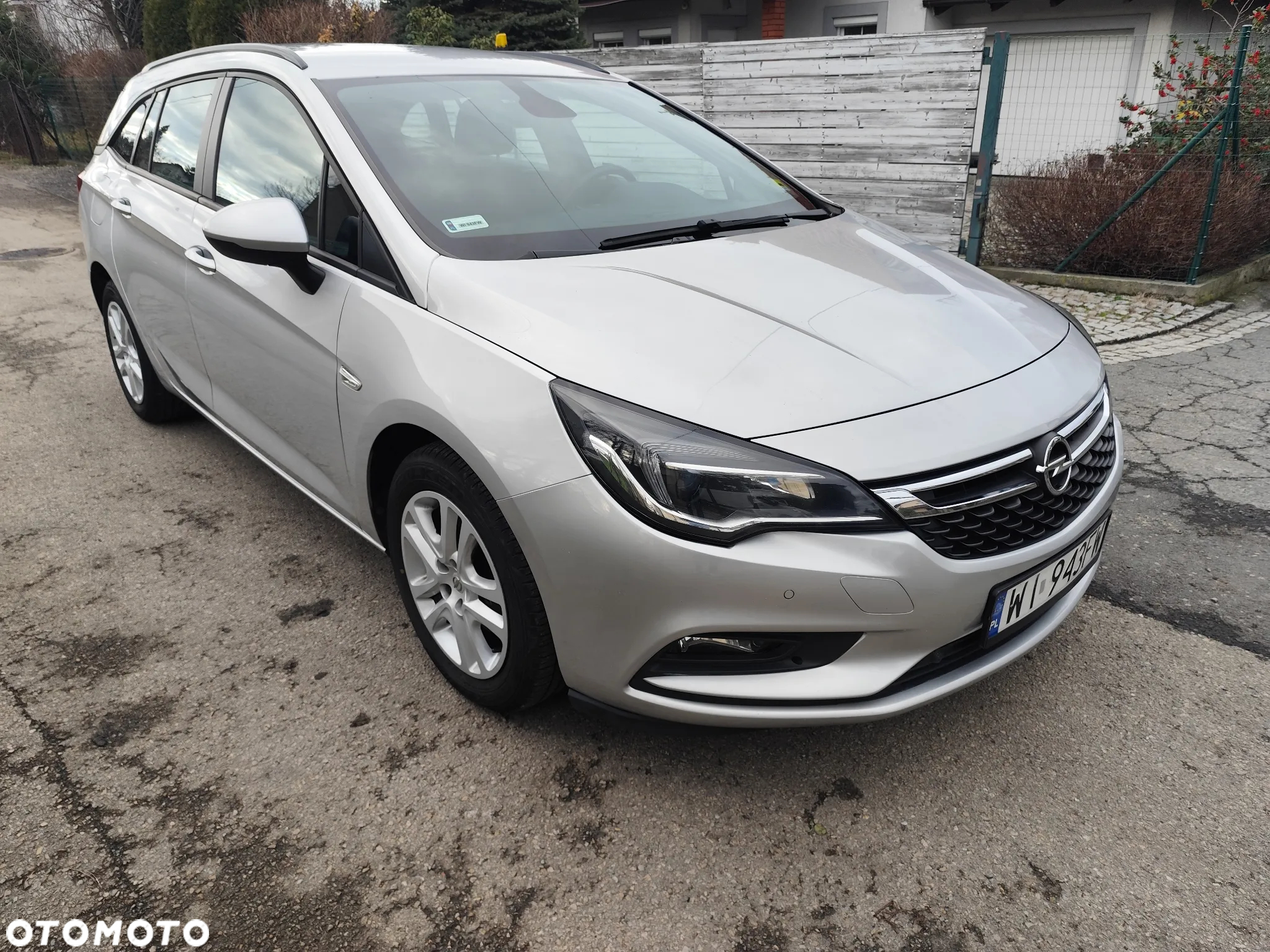 Opel Astra V 1.6 CDTI Enjoy S&S - 2