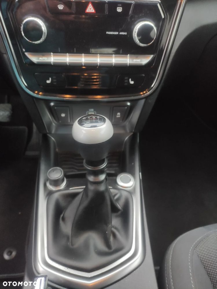 SsangYong/KGM Tivoli 1.5 T-GDI Crystal - 8