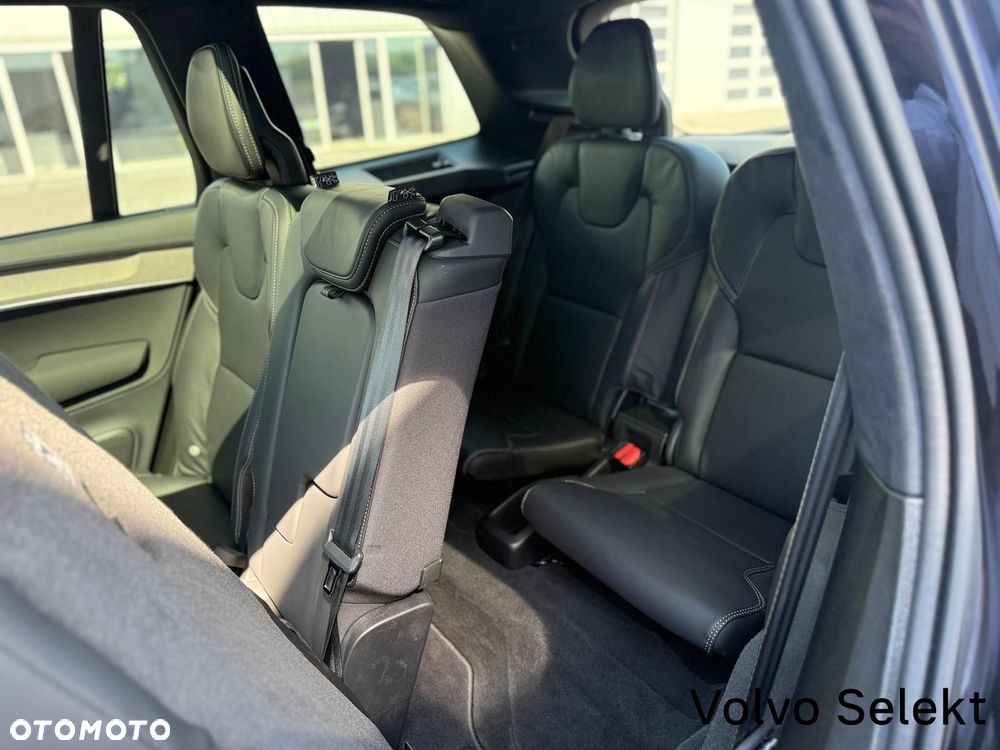 Volvo XC 90 - 18