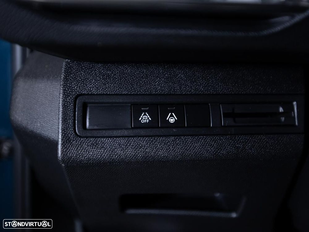Peugeot 5008 1.5 BlueHDi GT EAT8 - 17