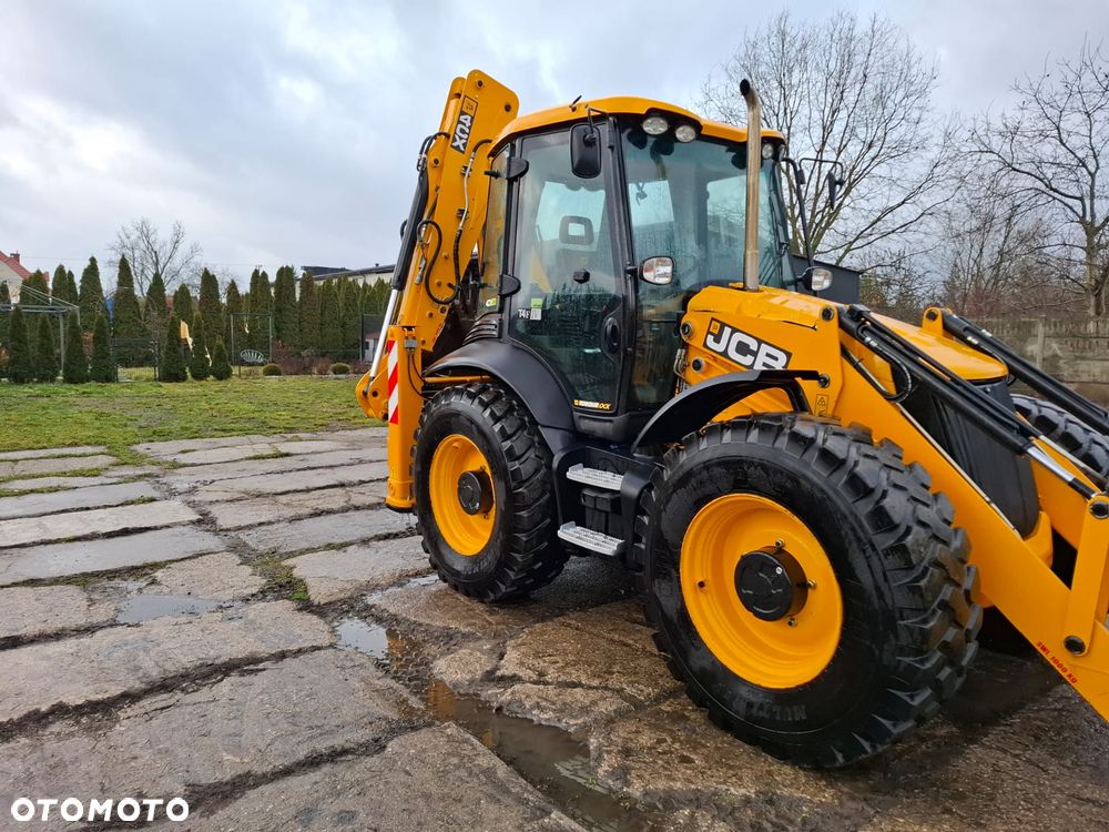 JCB 4CX - 31
