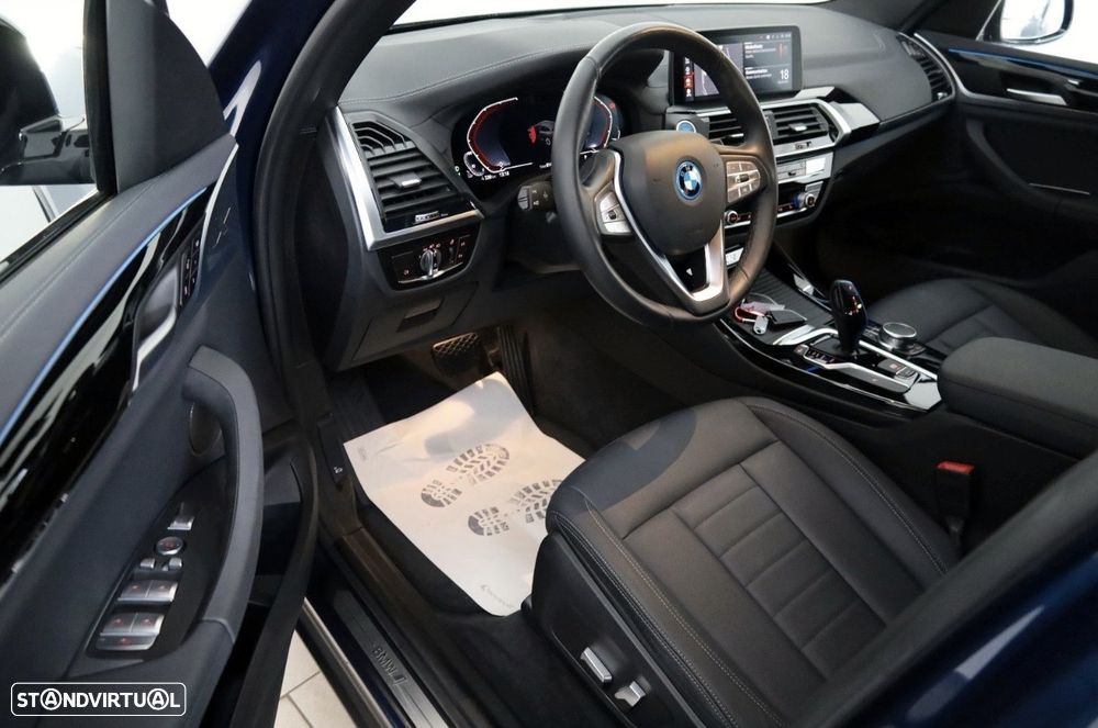 BMW iX3 Inspiring - 4