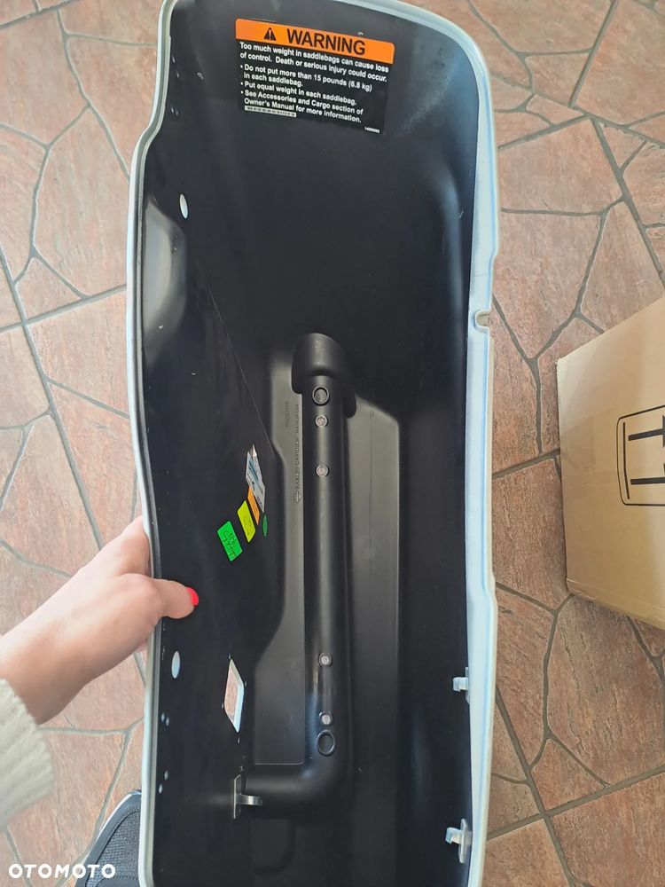 KUFER BOCZNY PRAWY DŁUGI 4.5 HARLEY CVO - 5